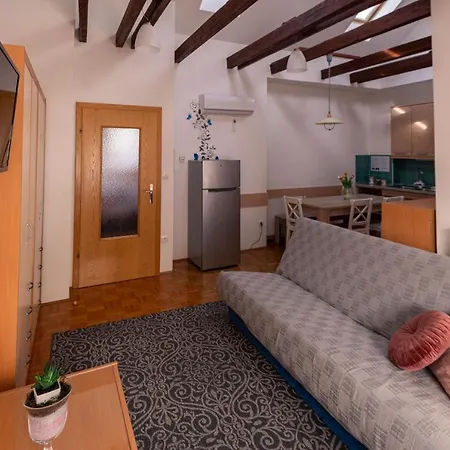 Stella * Dolenjske Toplice