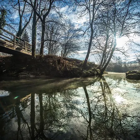 Stella アパート ドレーニスケ・トプリーツェ